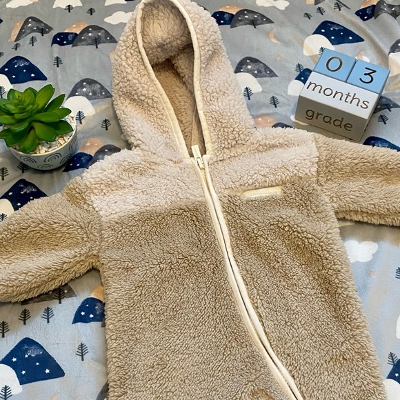 NEVER WORN HOODED SHERPA ONE-PIECE - Picture 2 of 7